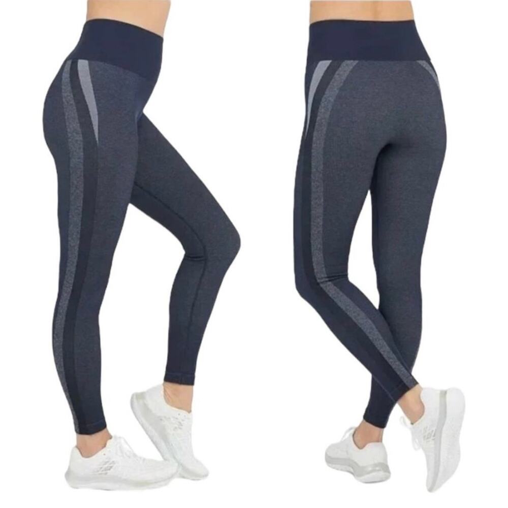Spanx NWOT Navy Blue Look at Me Now Seamless Track Stripe 50232R Size Medium